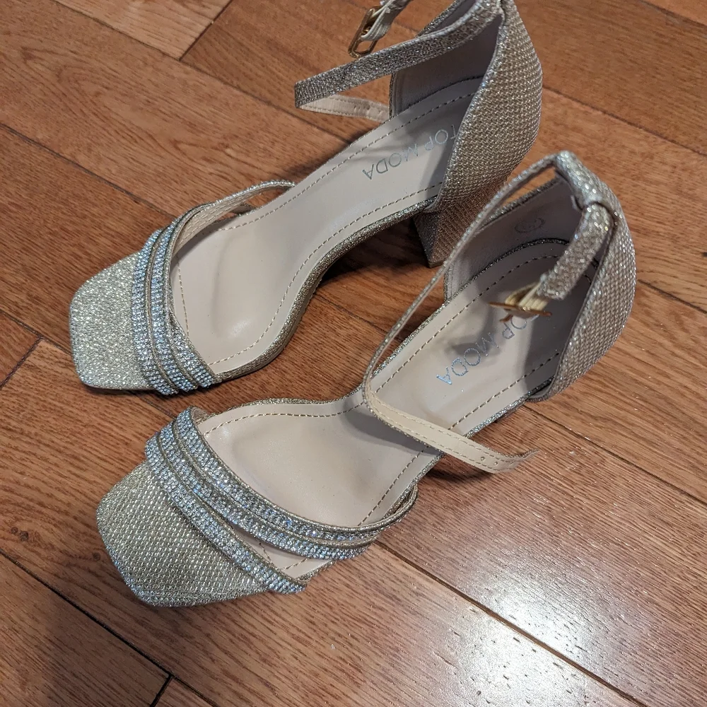 Top Moda Heel (Champagne) - Picture 1 of 5